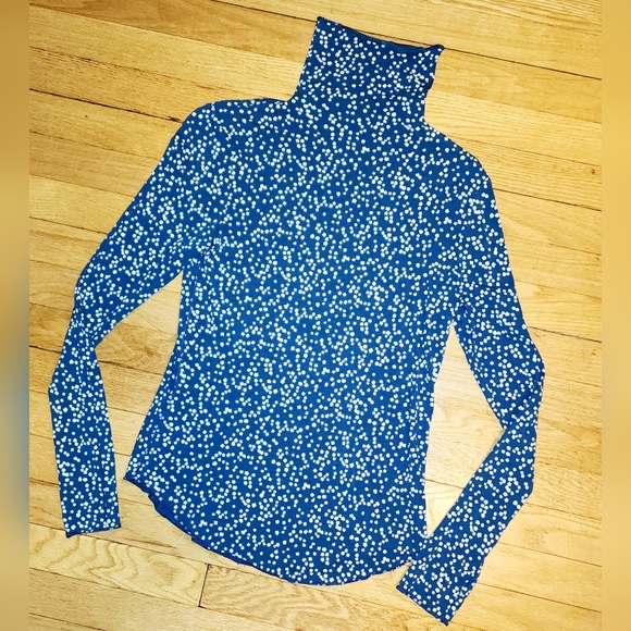 NEW Gap Feather Light Cotton Blend Stretch Turtleneck Floral Print Small NWT - Picture 4 of 6